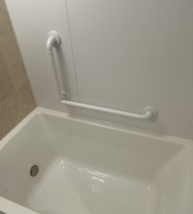 浴室手すり取付工事 施工後