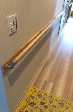 廊下手すり取付工事 施工後
